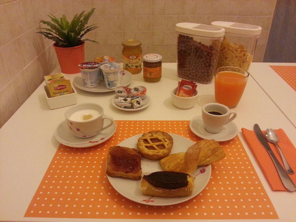 B&B Sunflower Catania Ruang foto