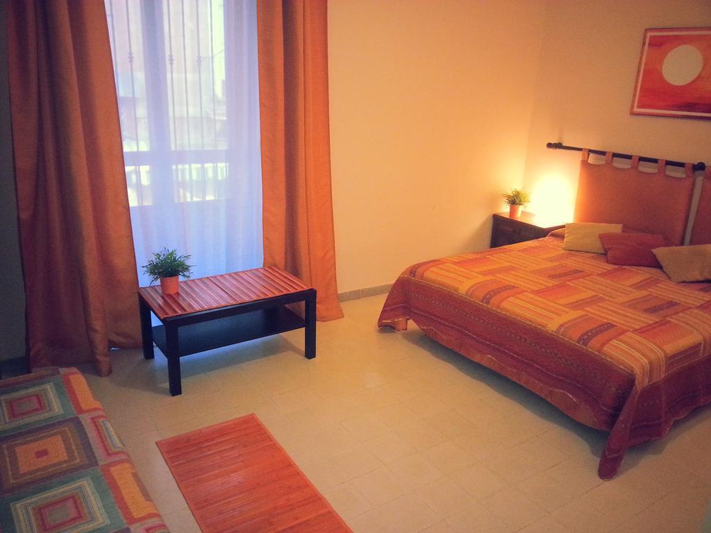 B&B Sunflower Catania Ruang foto